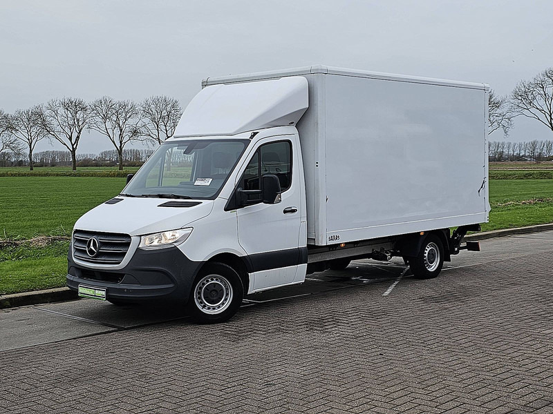 Mercedes-Benz Sprinter 316 Bakwagen Laadklep! - شاحنة مغلقة الصندوق: صورة 2 Mercedes-Benz Sprinter 316 Bakwagen Laadklep! - شاحنة مغلقة الصندوق: صورة 2