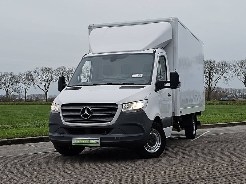 Mercedes-Benz Sprinter 316 Bakwagen Laadklep! - شاحنة مغلقة الصندوق: صورة 1 Mercedes-Benz Sprinter 316 Bakwagen Laadklep! - شاحنة مغلقة الصندوق: صورة 1