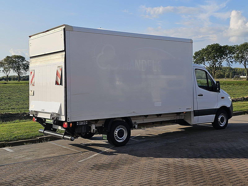 Mercedes-Benz Sprinter 316 Bakwagen Laadklep! - شاحنة مغلقة الصندوق: صورة 3 Mercedes-Benz Sprinter 316 Bakwagen Laadklep! - شاحنة مغلقة الصندوق: صورة 3