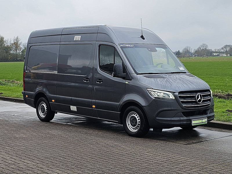 Mercedes-Benz Sprinter 316 L2H2 LED Mbux 10 - فان المدمجة: صورة 5 Mercedes-Benz Sprinter 316 L2H2 LED Mbux 10 - فان المدمجة: صورة 5