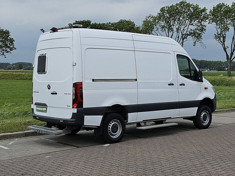 Mercedes-Benz Sprinter 316 L2H2 Mbux 4x4 Autom! - فان: صورة 3 Mercedes-Benz Sprinter 316 L2H2 Mbux 4x4 Autom! - فان: صورة 3