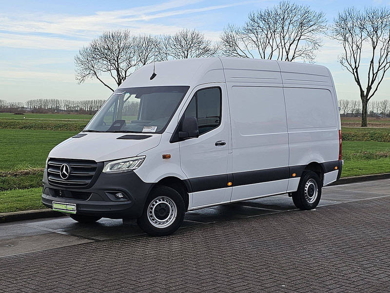 Mercedes-Benz Sprinter 317 L2H2 LED Mbux Navi! - فان: صورة 2 Mercedes-Benz Sprinter 317 L2H2 LED Mbux Navi! - فان: صورة 2
