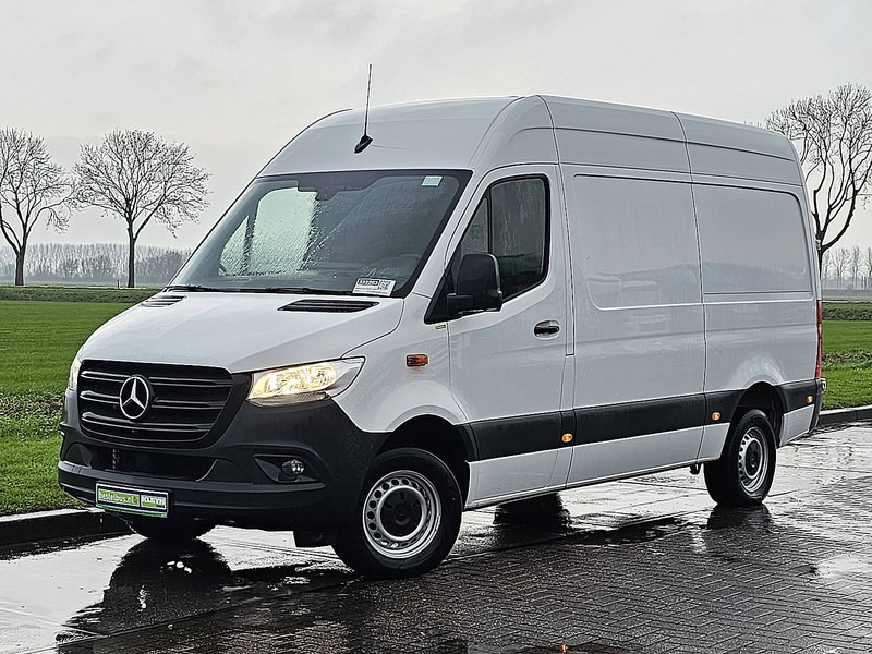 Mercedes-Benz Sprinter 317 L2H2 Mbux Navi RWD! - فان: صورة 2 Mercedes-Benz Sprinter 317 L2H2 Mbux Navi RWD! - فان: صورة 2
