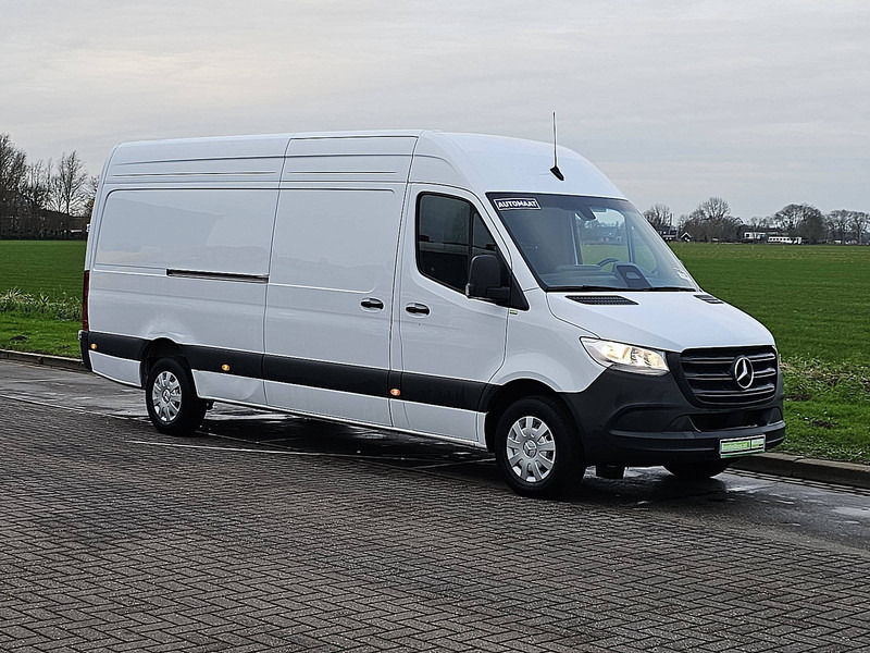 Mercedes-Benz Sprinter 317 L3H2 Maxi Mbux10 - فان: صورة 5 Mercedes-Benz Sprinter 317 L3H2 Maxi Mbux10 - فان: صورة 5