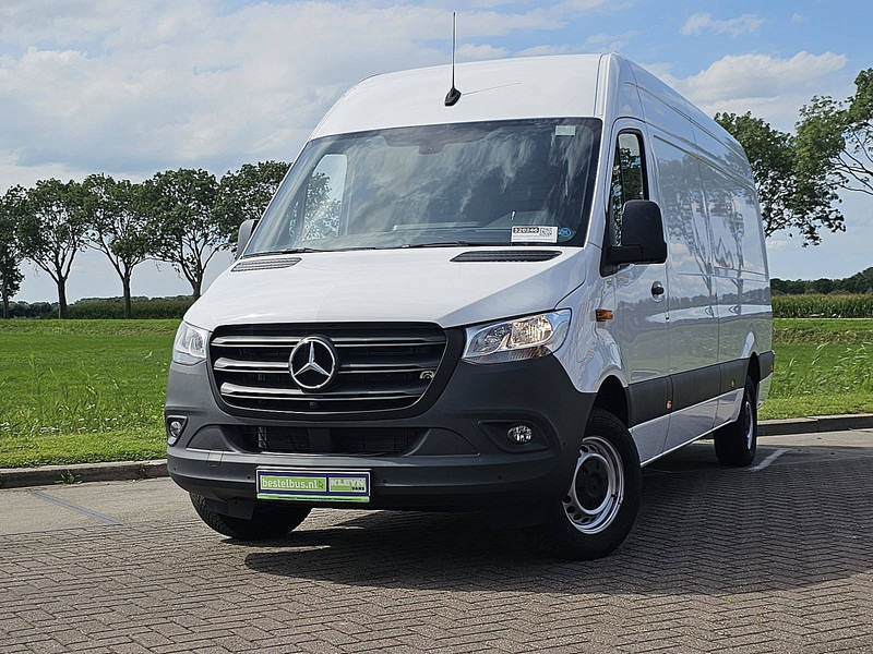 Mercedes-Benz Sprinter 317 L3H2 Maxi Mbux - فان: صورة 1 Mercedes-Benz Sprinter 317 L3H2 Maxi Mbux - فان: صورة 1