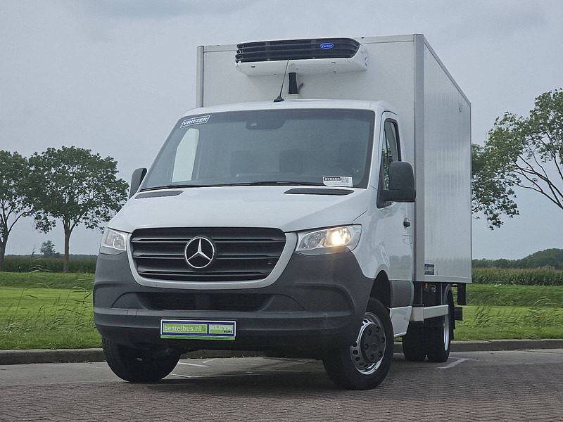 Mercedes-Benz Sprinter 516 CDI FRIGO LAADKLEP - شاحنة مُبرّدة للتوصيل: صورة 1 Mercedes-Benz Sprinter 516 CDI FRIGO LAADKLEP - شاحنة مُبرّدة للتوصيل: صورة 1