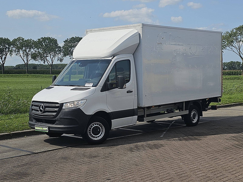 Mercedes-Benz Sprinter - شاحنة مغلقة الصندوق: صورة 2 Mercedes-Benz Sprinter - شاحنة مغلقة الصندوق: صورة 2