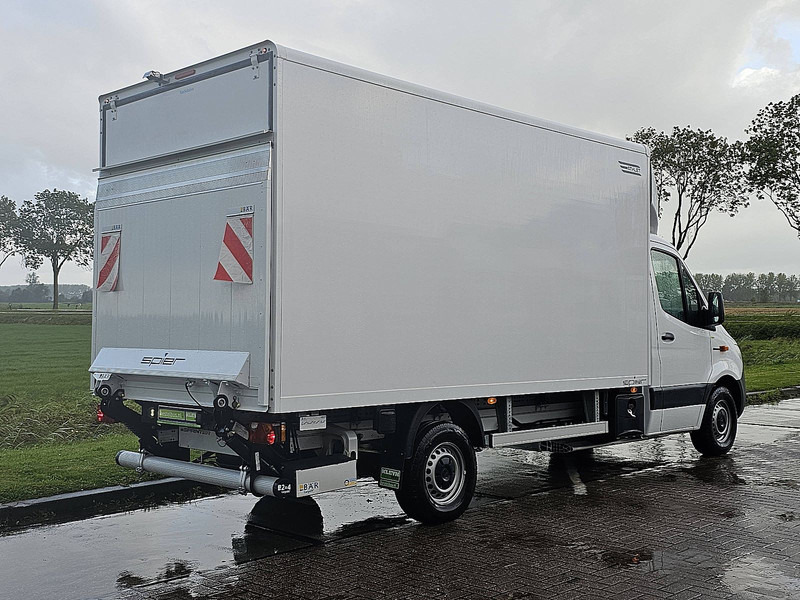 Mercedes-Benz eSprinter Bakwagen Laadklep! - شاحنة مغلقة الصندوق, فان كهربائية: صورة 3 Mercedes-Benz eSprinter Bakwagen Laadklep! - شاحنة مغلقة الصندوق, فان كهربائية: صورة 3