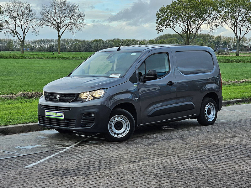 Peugeot Partner  1.5 BHDI 102 - شاحنة مغلقة الصندوق: صورة 2 Peugeot Partner  1.5 BHDI 102 - شاحنة مغلقة الصندوق: صورة 2