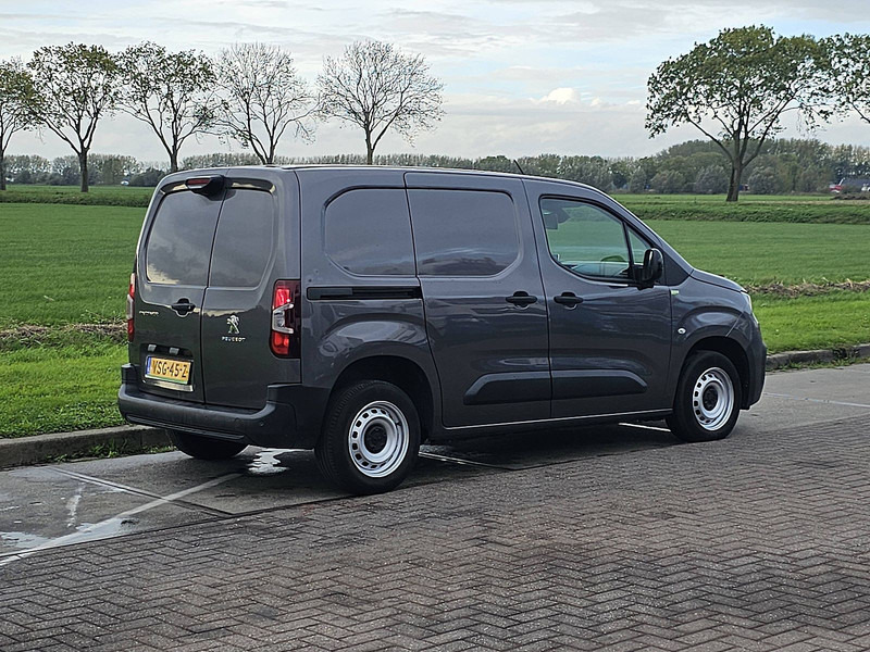 Peugeot Partner  1.5 BHDI 102 - شاحنة مغلقة الصندوق: صورة 3 Peugeot Partner  1.5 BHDI 102 - شاحنة مغلقة الصندوق: صورة 3