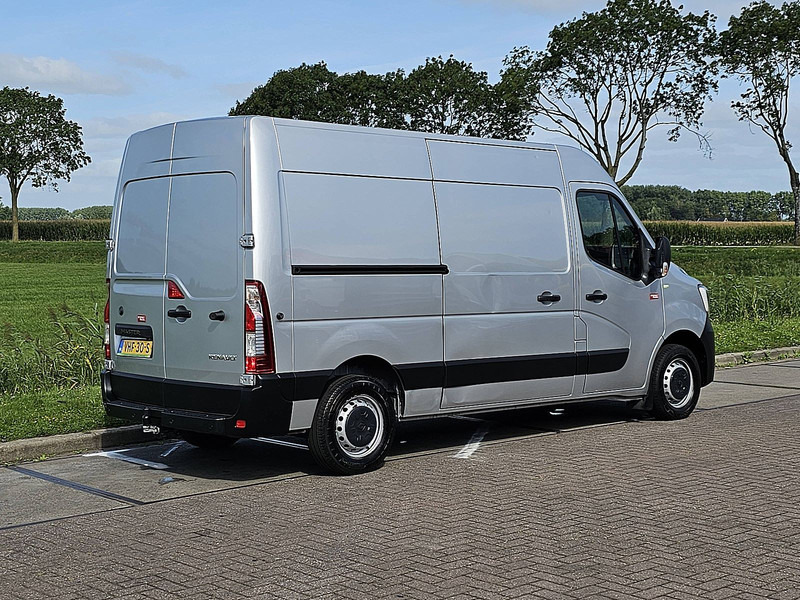 Renault Master 2.3 L2H2 150Pk Autom NAP - فان: صورة 3 Renault Master 2.3 L2H2 150Pk Autom NAP - فان: صورة 3