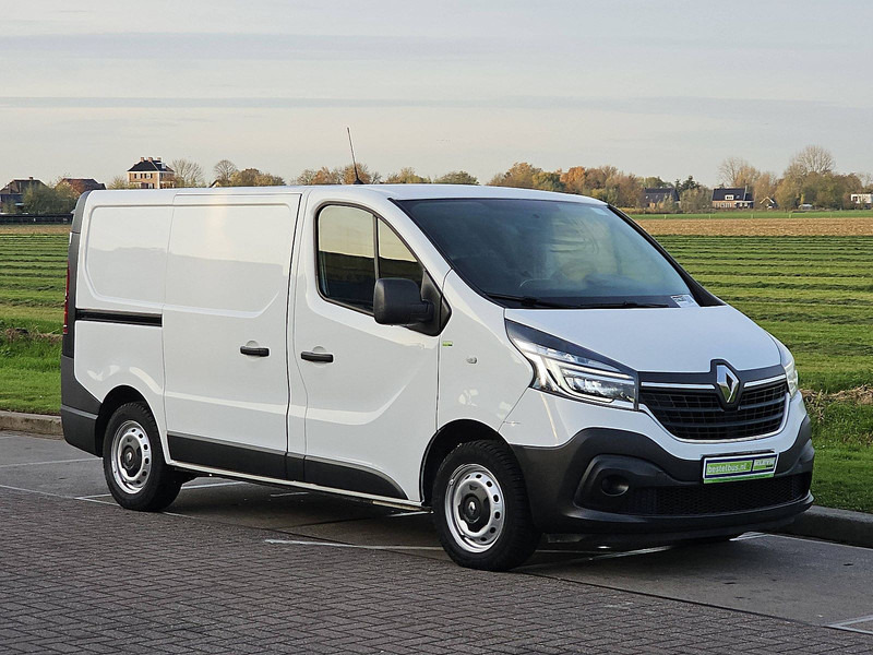 Renault Trafic 1.6 DCI ac bluetooth EURO6 - فان المدمجة: صورة 5 Renault Trafic 1.6 DCI ac bluetooth EURO6 - فان المدمجة: صورة 5