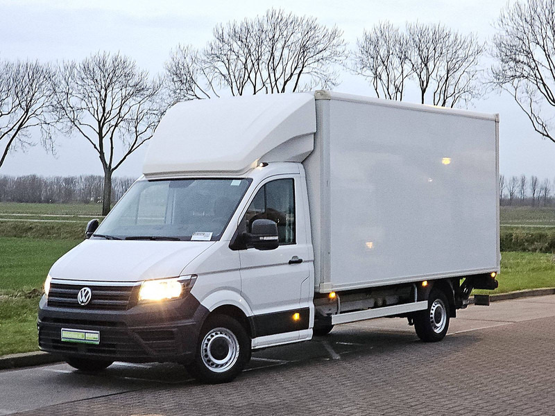 Volkswagen Crafter 35 2.0 ac carplay EURO6 - شاحنة مغلقة الصندوق: صورة 2 Volkswagen Crafter 35 2.0 ac carplay EURO6 - شاحنة مغلقة الصندوق: صورة 2