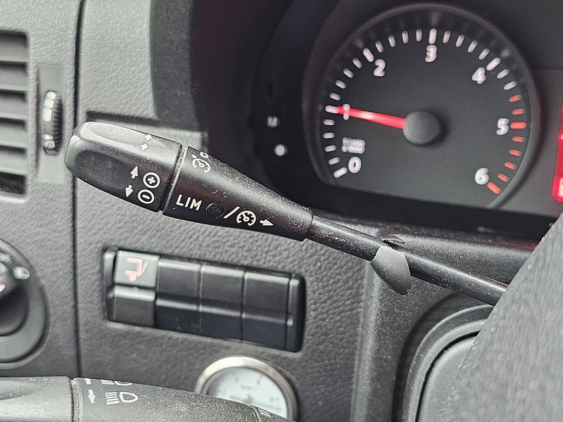 شاحنة مغلقة الصندوق Volkswagen Crafter 50 2.0 CLICKSTAR: صورة 10 شاحنة مغلقة الصندوق Volkswagen Crafter 50 2.0 CLICKSTAR: صورة 10