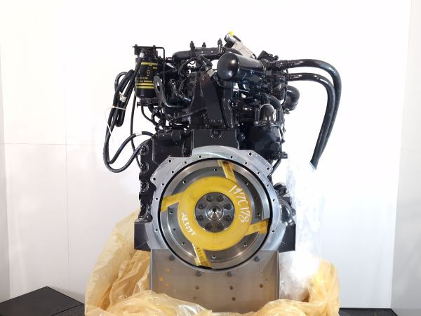 Cummins/Komatsu QSB4.5/SAA4D107E-3 Engine (Plant) - محرك - آلات البناء: صورة 3 Cummins/Komatsu QSB4.5/SAA4D107E-3 Engine (Plant) - محرك - آلات البناء: صورة 3