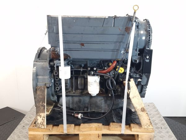 Deutz F4L2011 Engine (Plant) - محرك - آلات البناء: صورة 3 Deutz F4L2011 Engine (Plant) - محرك - آلات البناء: صورة 3