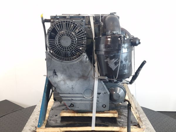 Deutz F4L2011 Engine (Plant) - محرك - آلات البناء: صورة 5 Deutz F4L2011 Engine (Plant) - محرك - آلات البناء: صورة 5