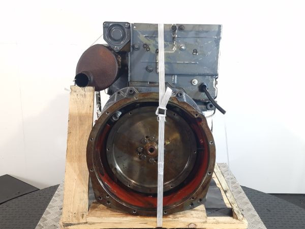 Deutz F4L2011 Engine (Plant) - محرك - آلات البناء: صورة 2 Deutz F4L2011 Engine (Plant) - محرك - آلات البناء: صورة 2