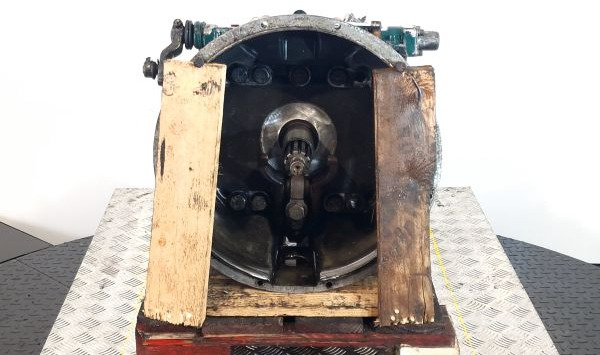 Eaton FS-6309A Gearbox 2004 - صندوق التروس: صورة 2 Eaton FS-6309A Gearbox 2004 - صندوق التروس: صورة 2