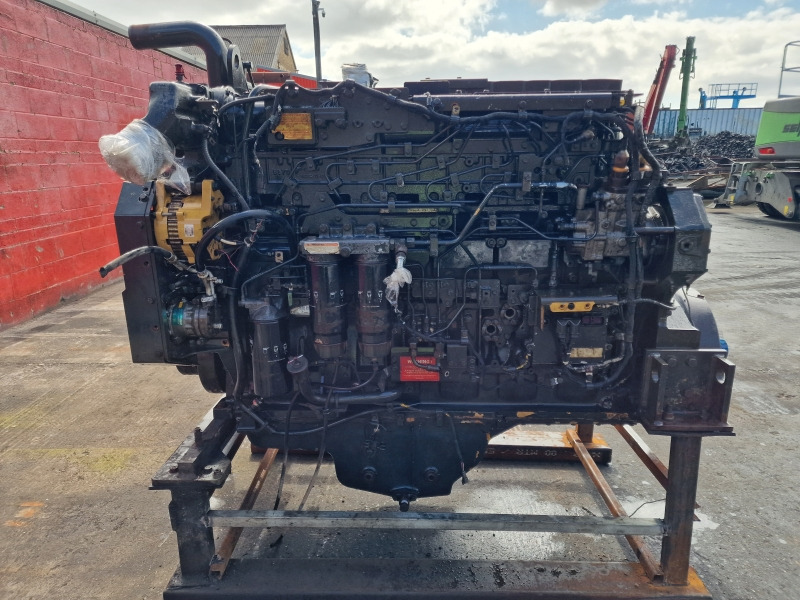 Komatsu SAA6D170E-5 Engine (Plant) - محرك - آلات البناء: صورة 5 Komatsu SAA6D170E-5 Engine (Plant) - محرك - آلات البناء: صورة 5