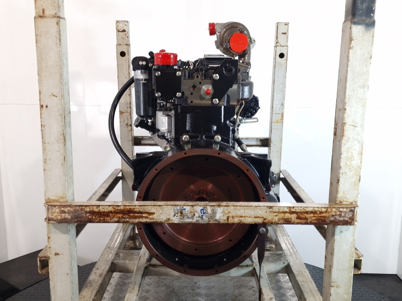 Perkins 1104D-44TA Engine (Plant) - محرك - آلات البناء: صورة 5 Perkins 1104D-44TA Engine (Plant) - محرك - آلات البناء: صورة 5