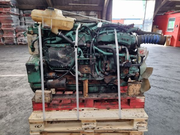 Volvo D6B Engine (Truck) - محرك - شاحنة: صورة 3 Volvo D6B Engine (Truck) - محرك - شاحنة: صورة 3