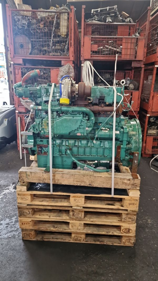 Volvo D8J Engine – In Process of Recon (Plant) - محرك - آلات البناء: صورة 3 Volvo D8J Engine – In Process of Recon (Plant) - محرك - آلات البناء: صورة 3