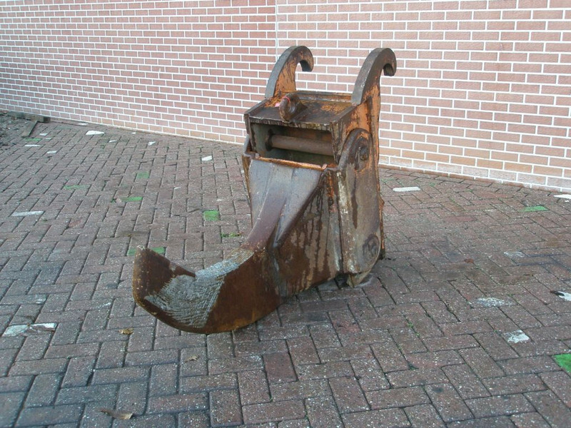 Atlas Ripper Ripper - ريبر - آلات البناء: صورة 1 Atlas Ripper Ripper - ريبر - آلات البناء: صورة 1