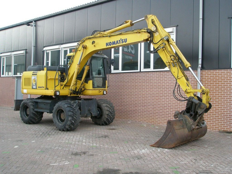 Komatsu PW140-7 - حفارة دولاب: صورة 3 Komatsu PW140-7 - حفارة دولاب: صورة 3