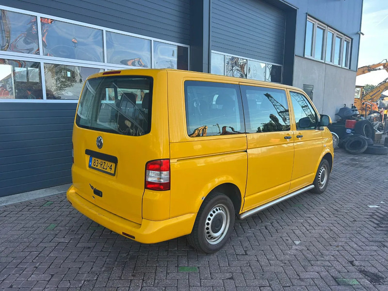 Volkswagen Transporter Kombi - حافلة: صورة 4 Volkswagen Transporter Kombi - حافلة: صورة 4
