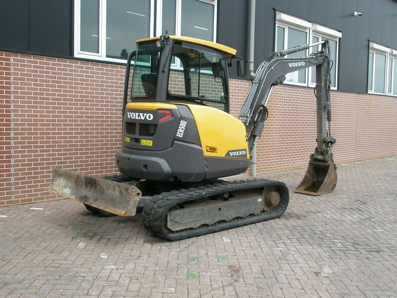 Volvo ECR50D - حفارة مُصَّغرة: صورة 4 Volvo ECR50D - حفارة مُصَّغرة: صورة 4
