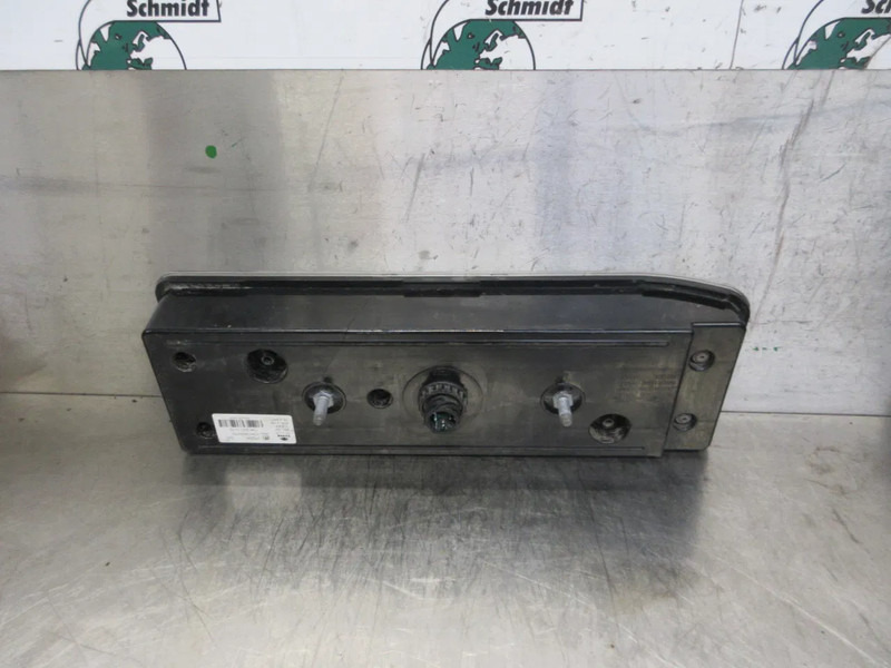 BMC 52RS500347 // 52RS500347 ACHTERLAMP LED EURO 6 MODEL 2022 - النظام الكهربائي - شاحنة: صورة 2 BMC 52RS500347 // 52RS500347 ACHTERLAMP LED EURO 6 MODEL 2022 - النظام الكهربائي - شاحنة: صورة 2