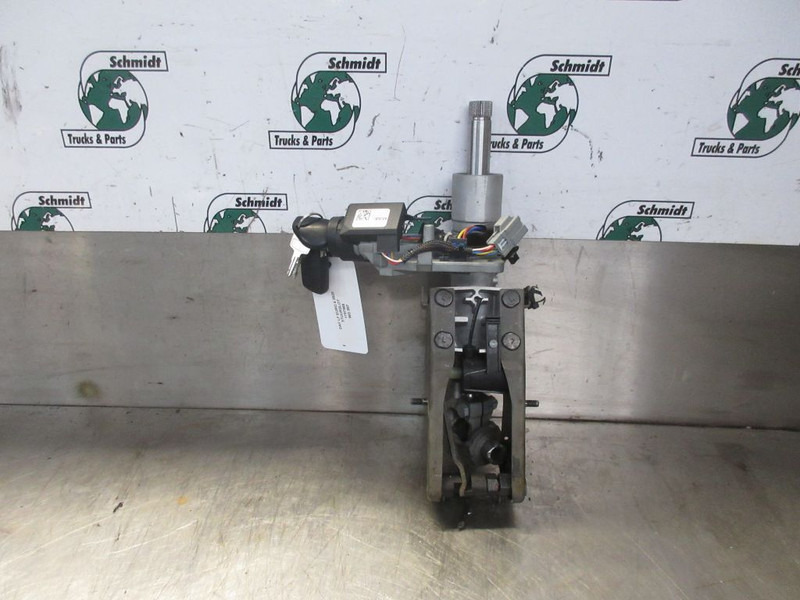 DAF 1707988 STUURSLOT EN KOLOM DAF LF 290 EURO 6 - عمود التوجيه - شاحنة: صورة 4 DAF 1707988 STUURSLOT EN KOLOM DAF LF 290 EURO 6 - عمود التوجيه - شاحنة: صورة 4