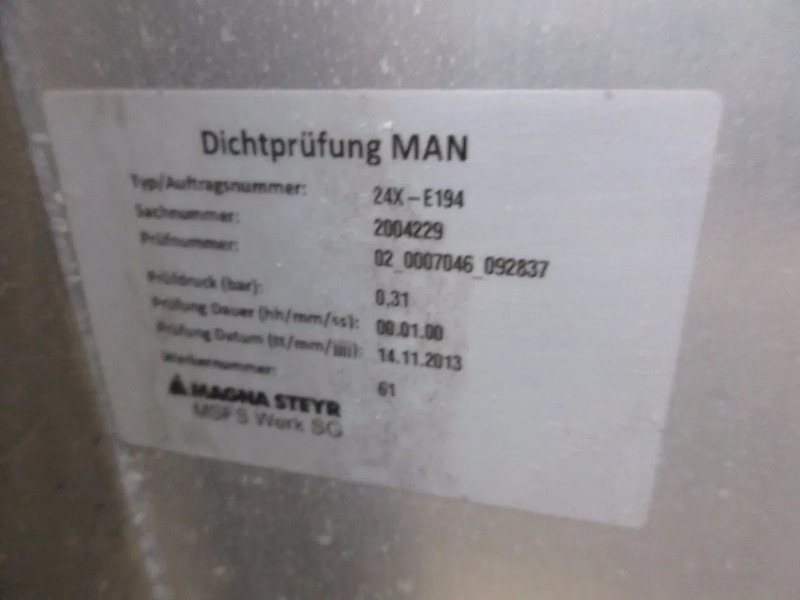 خزان الوقود - شاحنة Iveco 81.12201-5839 // 81.12201-5933 // 450 LITER MAN TGX TGS EURO 6 TANK MODEL 2018: صورة 6 خزان الوقود - شاحنة Iveco 81.12201-5839 // 81.12201-5933 // 450 LITER MAN TGX TGS EURO 6 TANK MODEL 2018: صورة 6