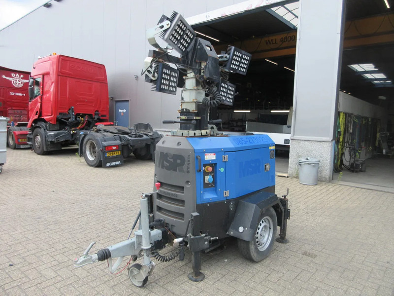 Kubota TRIME X-ECOK2 ENGINE K Z482-E LICHTMAGINE STROOMAGGERAAT 2017 - برج الإنارة: صورة 2 Kubota TRIME X-ECOK2 ENGINE K Z482-E LICHTMAGINE STROOMAGGERAAT 2017 - برج الإنارة: صورة 2