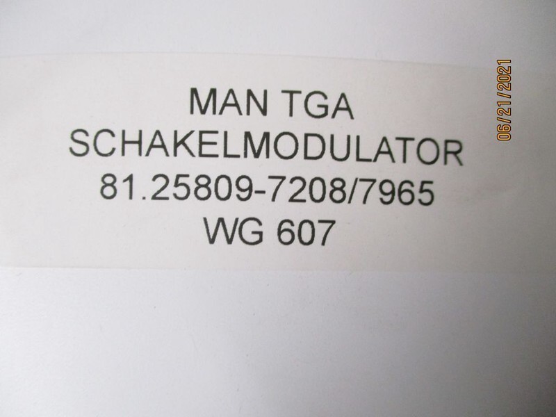 MAN TGA 81.25809-7208/7965 SCHAKELMODULATOR - القابض و قطع الغيار - شاحنة: صورة 3 MAN TGA 81.25809-7208/7965 SCHAKELMODULATOR - القابض و قطع الغيار - شاحنة: صورة 3