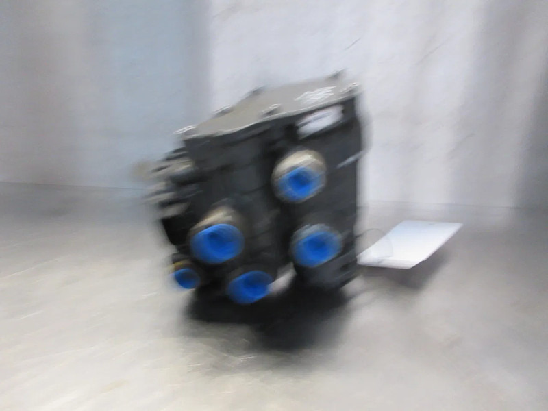 قطع غيار - شاحنة Mercedes-Benz A 001 431 12 13 EBS MODULEN MERCEDES 2542 EURO 6: صورة 9