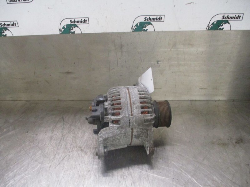 Renault T SERIE 21304674 DYNAMO - مولد كهرباء - شاحنة: صورة 2 Renault T SERIE 21304674 DYNAMO - مولد كهرباء - شاحنة: صورة 2