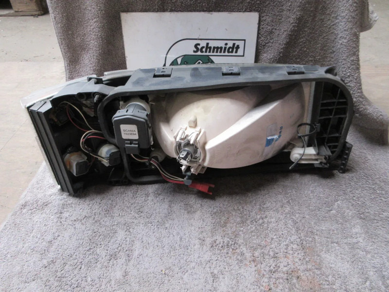 Scania 1732509 KOPLAMP SCANIA R420 EURO 5 LINKS - مصابيح أضواء السيارة الأمامية - شاحنة: صورة 3 Scania 1732509 KOPLAMP SCANIA R420 EURO 5 LINKS - مصابيح أضواء السيارة الأمامية - شاحنة: صورة 3