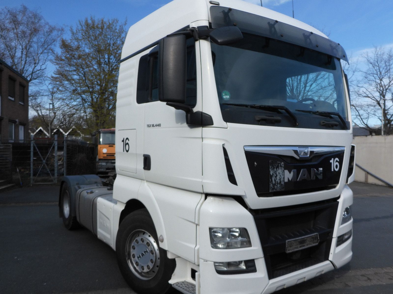 MAN TGX 18.440 Kipphydraulik + Fernverkehr - وحدة جر: صورة 2 MAN TGX 18.440 Kipphydraulik + Fernverkehr - وحدة جر: صورة 2
