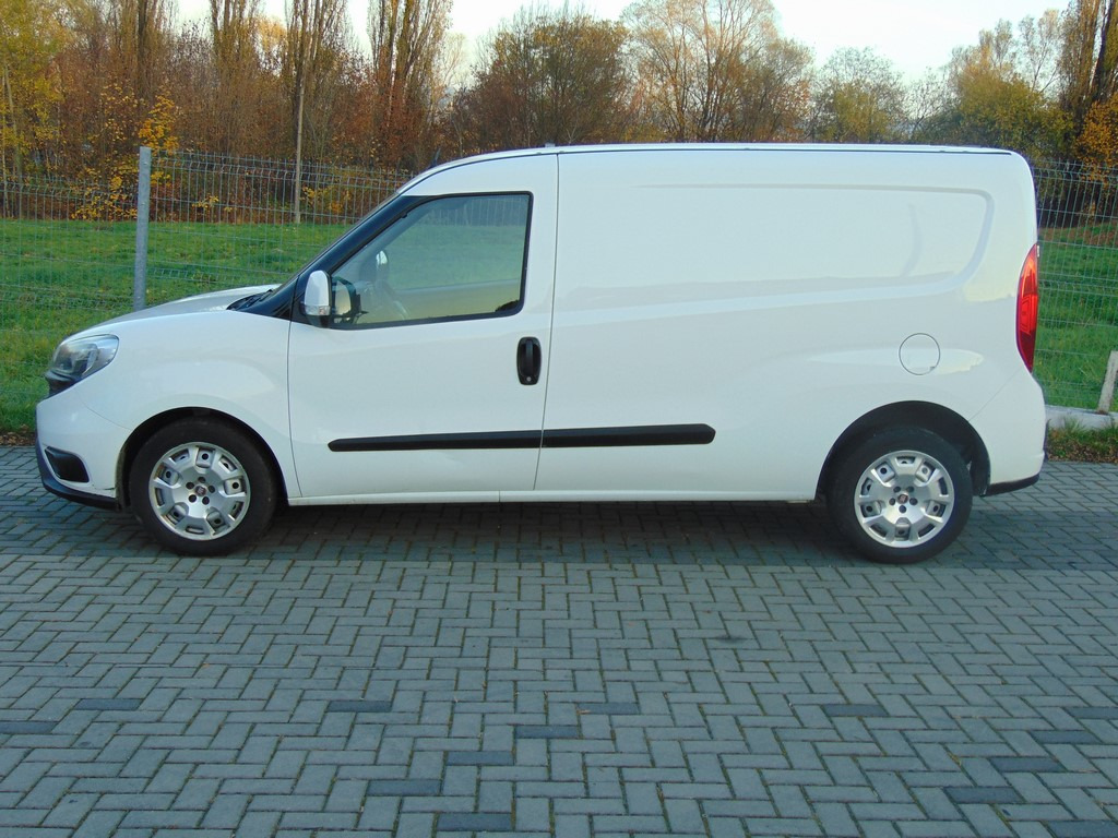 FIAT Doblo 1,6 MultiJet 105KM MAXI MAX - فان المدمجة: صورة 5 FIAT Doblo 1,6 MultiJet 105KM MAXI MAX - فان المدمجة: صورة 5