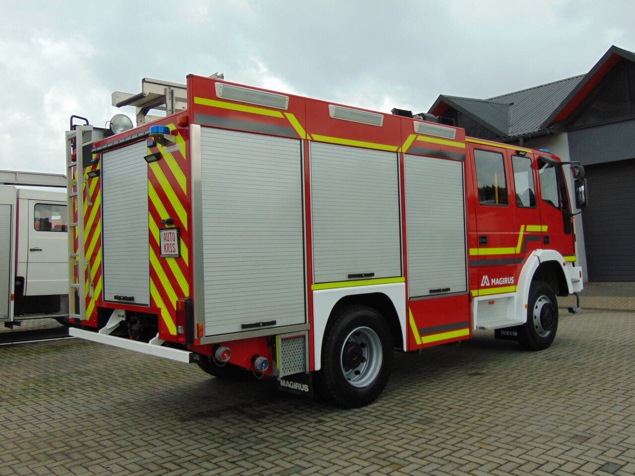 IVECO EuroFire 140E24 4x4 MAGIRUS - سيارة إطفاء: صورة 4 IVECO EuroFire 140E24 4x4 MAGIRUS - سيارة إطفاء: صورة 4
