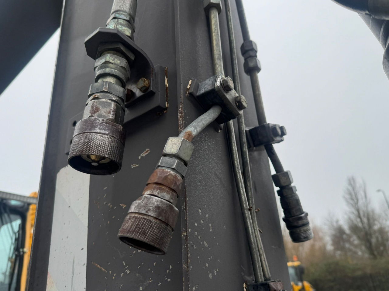 حفارة دولاب Volvo EW140B: صورة 17