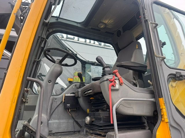 حفارة دولاب Volvo EW140B: صورة 12