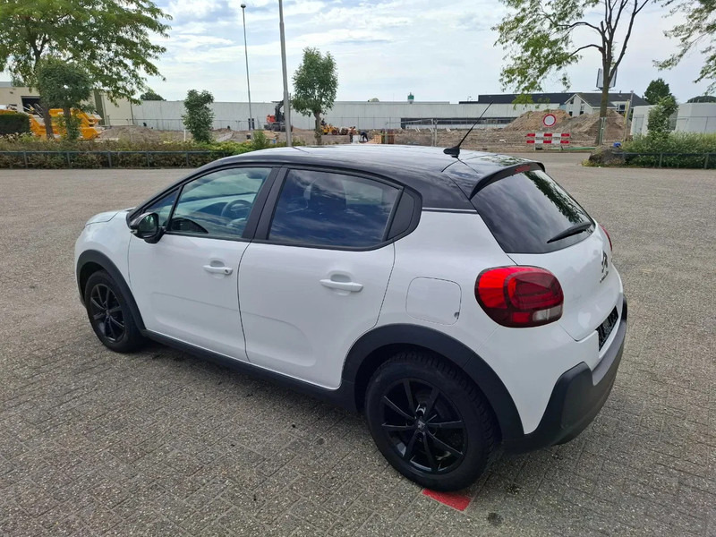 Citroën C3 C3 / NAVI / AIRCO / TEMPOMAAT / LINE ASSIST / PARKSENSORS / DAB RADIO / 120345 KM / EX BPM / MANUAL / 2020 - هاتشباك: صورة 3 Citroën C3 C3 / NAVI / AIRCO / TEMPOMAAT / LINE ASSIST / PARKSENSORS / DAB RADIO / 120345 KM / EX BPM / MANUAL / 2020 - هاتشباك: صورة 3