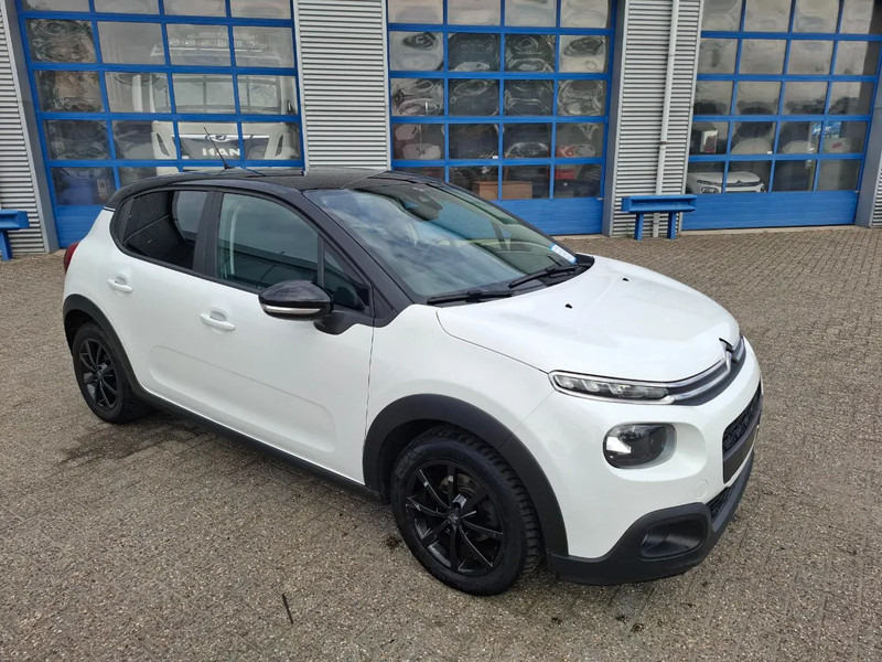 Citroën C3 C3 / NAVI / AIRCO / TEMPOMAAT / LINE ASSIST / PARKSENSORS / DAB RADIO / 120345 KM / EX BPM / MANUAL / 2020 - هاتشباك: صورة 2 Citroën C3 C3 / NAVI / AIRCO / TEMPOMAAT / LINE ASSIST / PARKSENSORS / DAB RADIO / 120345 KM / EX BPM / MANUAL / 2020 - هاتشباك: صورة 2