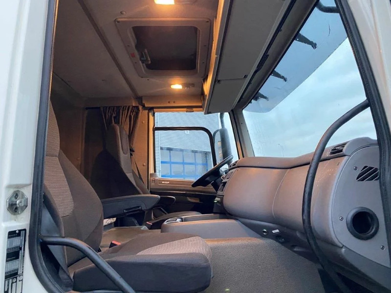 DAF CF370 / NICE CLEAN NL TRUCK / TYRES 80% / AUTOMATIC / EURO-6 / 2015 DAF CF370 / NICE CLEAN NL TRUCK / TYRES 80% / AUTOMATIC / EURO-6 / 2015: صورة 18