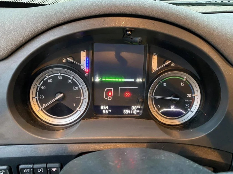 DAF CF370 / NICE CLEAN NL TRUCK / TYRES 80% / AUTOMATIC / EURO-6 / 2015 DAF CF370 / NICE CLEAN NL TRUCK / TYRES 80% / AUTOMATIC / EURO-6 / 2015: صورة 13