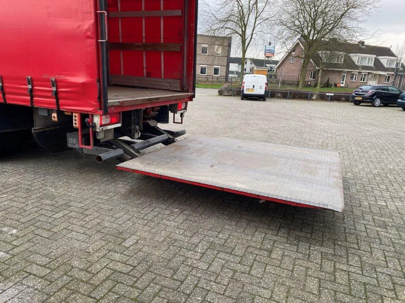 DAF CF400 / CURTAIN SAILS / BIG PLATFORM 2500 KG / DEB / NAVI / FULL-AIR / LWDS / ACC / AUTOMATIC / EURO-6 / 2015 - شاحنة مقفلة: صورة 4 DAF CF400 / CURTAIN SAILS / BIG PLATFORM 2500 KG / DEB / NAVI / FULL-AIR / LWDS / ACC / AUTOMATIC / EURO-6 / 2015 - شاحنة مقفلة: صورة 4