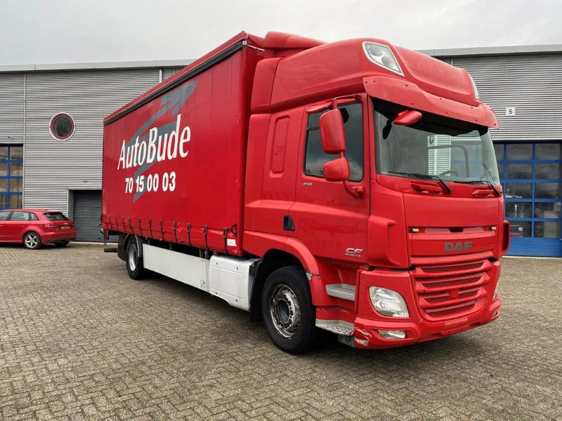 DAF CF400 / CURTAIN SAILS / BIG PLATFORM 2500 KG / DEB / NAVI / FULL-AIR / LWDS / ACC / AUTOMATIC / EURO-6 / 2015 - شاحنة مقفلة: صورة 2 DAF CF400 / CURTAIN SAILS / BIG PLATFORM 2500 KG / DEB / NAVI / FULL-AIR / LWDS / ACC / AUTOMATIC / EURO-6 / 2015 - شاحنة مقفلة: صورة 2